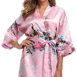 Tian Bao Gong Pink Kimono Robe - Small